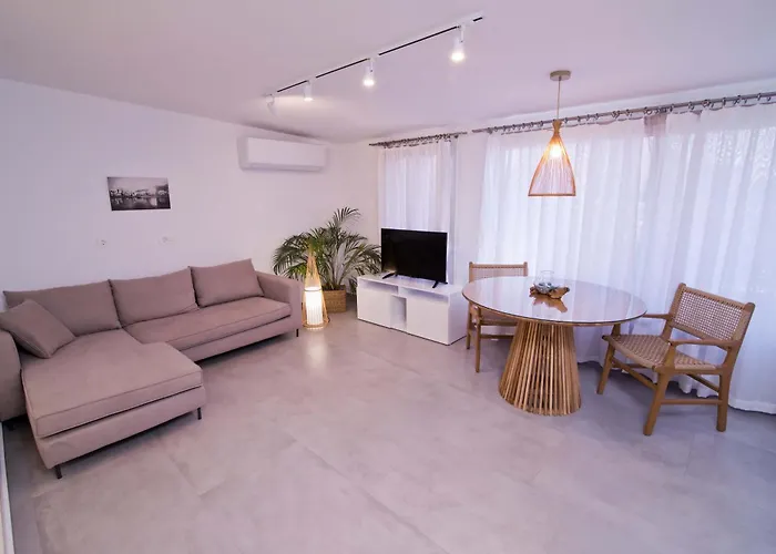 Foteini Residence